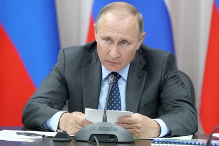 Путин потребовал от следственных органов не изымать жесткие диски